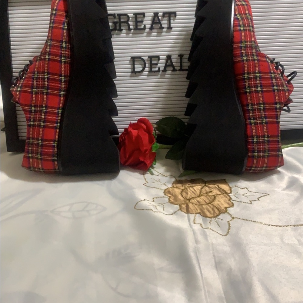 NWT Jeffrey Campbell Platform Derby - Picture 10 of 12